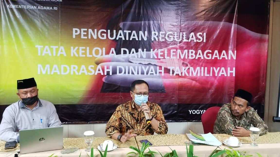 Rapat Koordinasi Regulasi dan Tata Kelola Pendidikan Madrasah Diniyah