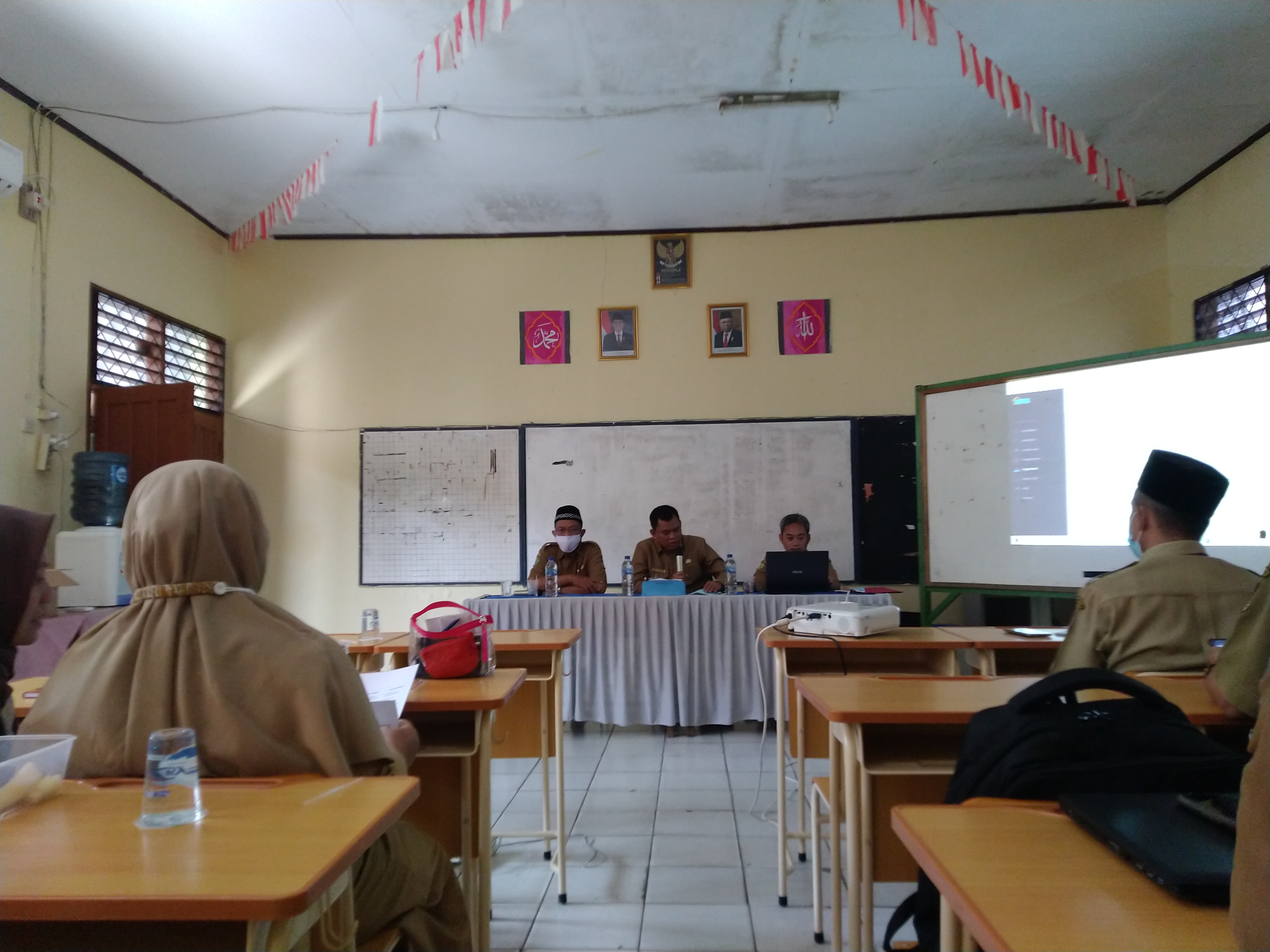 Sosialisai Pemutakhiran Data Kepegawaian Mandiri oleh Bagian Kepegawaian Kemenag Kab. Tangerang