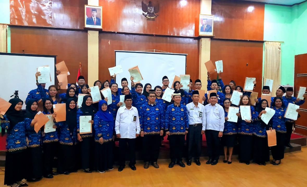 Penyerahan SK PPPK di lingkungan Kanwil Kemenag Banten.