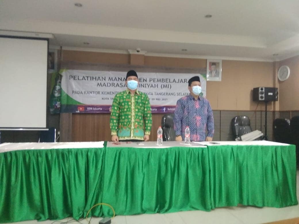 Kepala Kantor Kemenag Tangsel Menutup Pelatihan