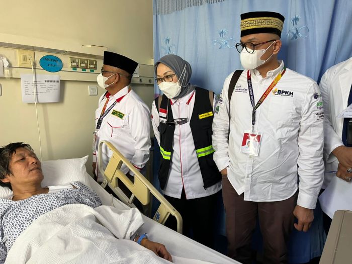 Petugas Haji Indonesia